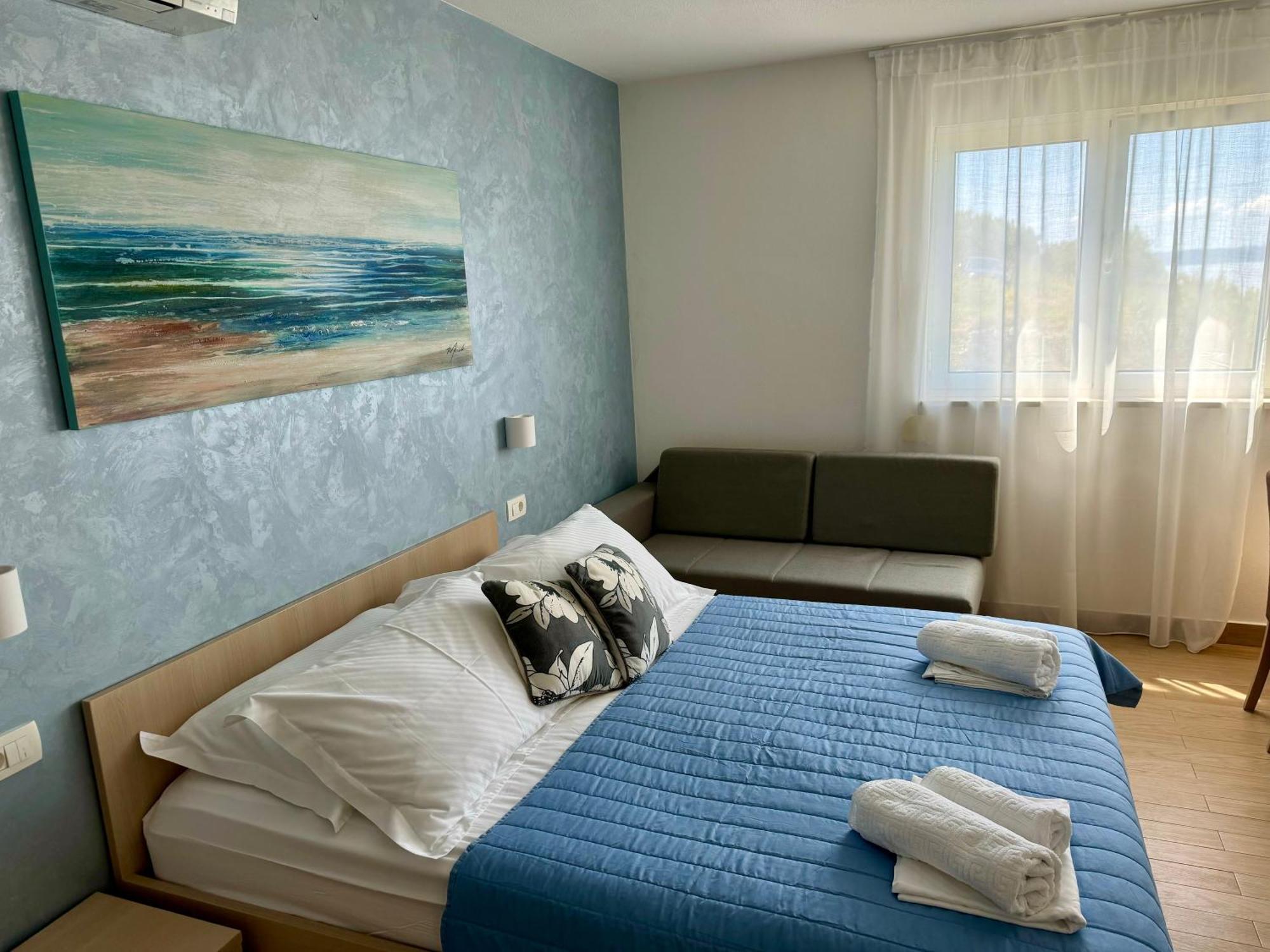 Waterfront Apartments - Tučepi Eksteriør billede