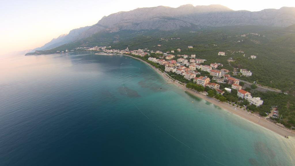 Waterfront Apartments - Tučepi Eksteriør billede