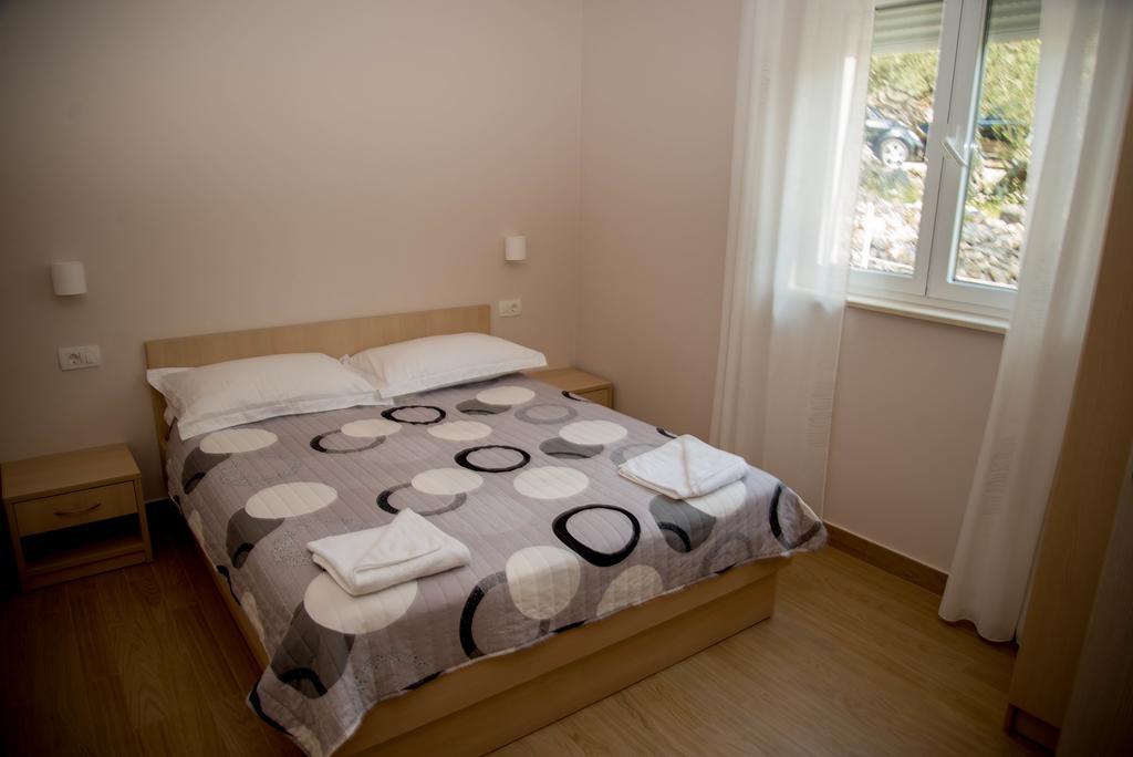 Waterfront Apartments - Tučepi Eksteriør billede